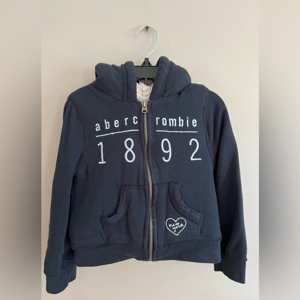 Abercrombie girls Sherpa lined full zip jacket size 3/4years mint
